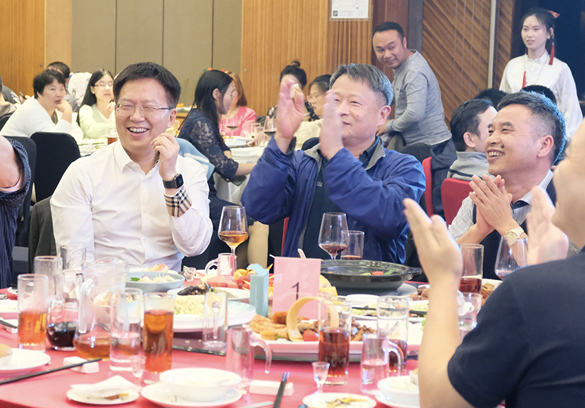 1705991569214263.jpg 1705991569214263.jpg